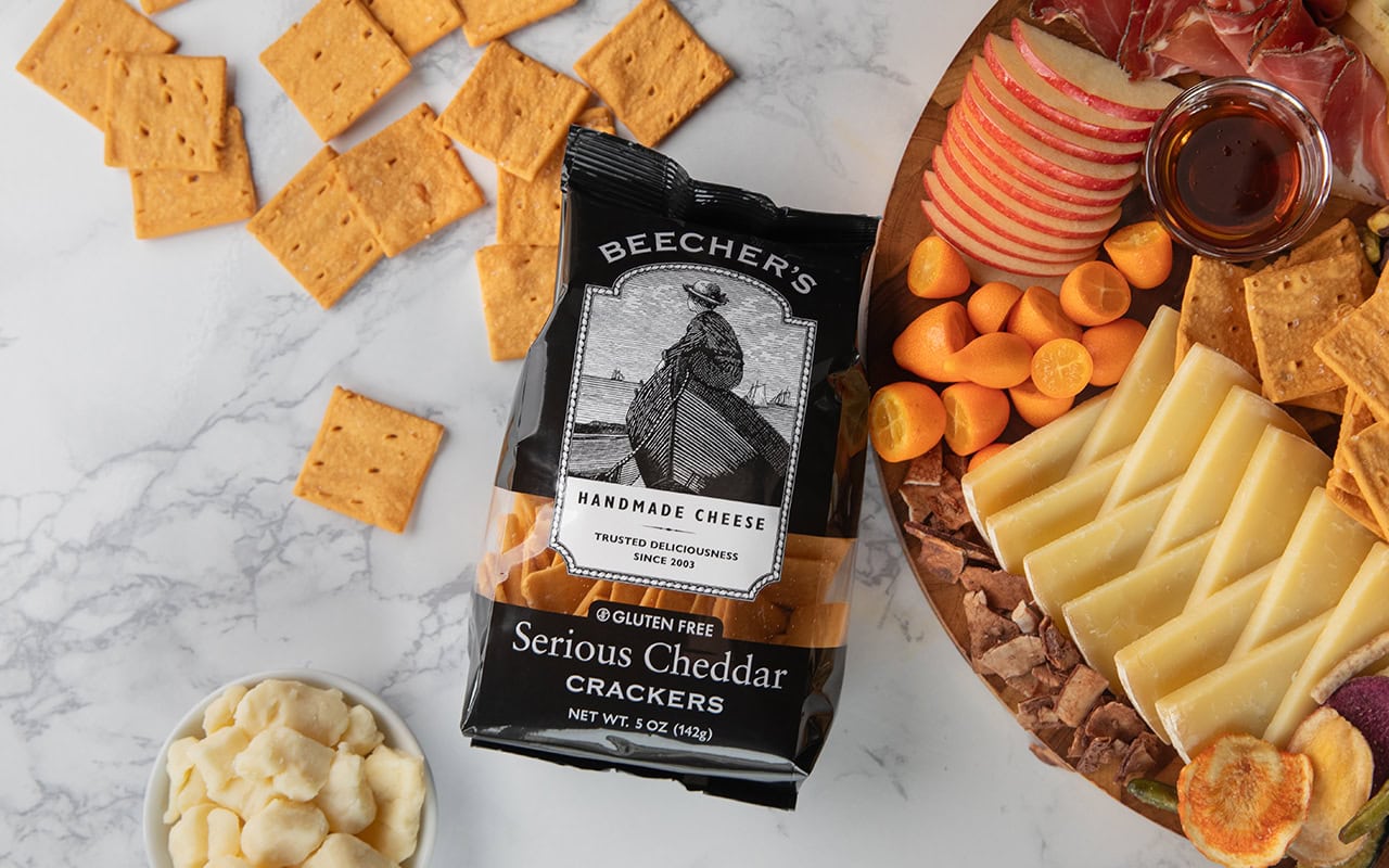 GF Serious Cheddar Crackers