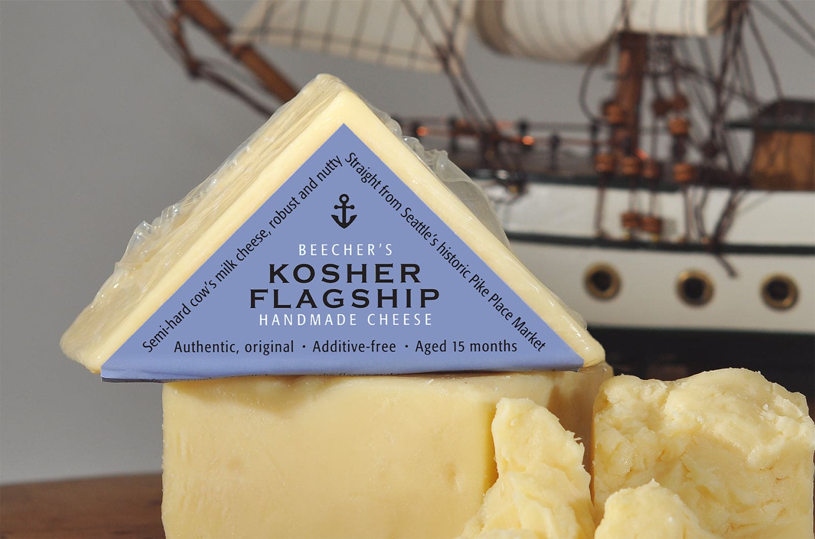 Kosher Flagship cheese beauty shot with packaging